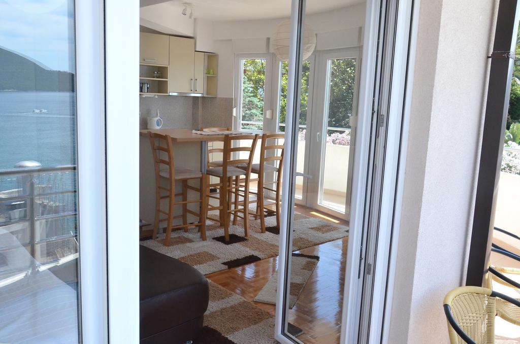 Apartments Bellevue - Otasevic Herceg Novi Pokoj fotografie